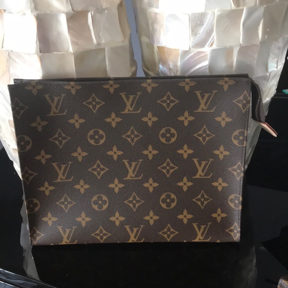 Louis Vuitton Handbags - Rare Louis Vuitton Toiletry 26 Pouch